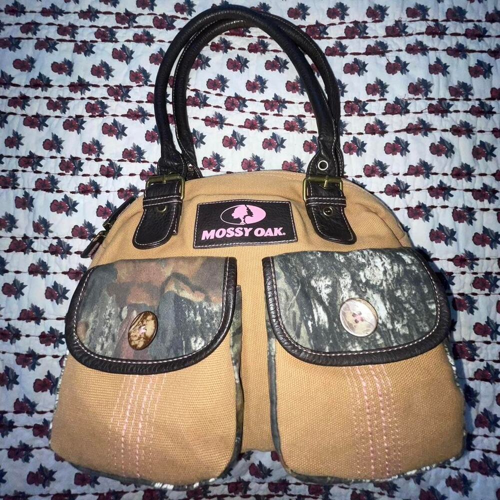 Mossy Oak Purse